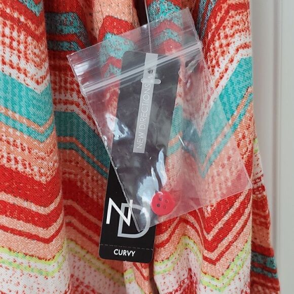 ✨️New Directions Curvy, womans tunic, size 1X, NWT ✨️ - Picture 3 of 7